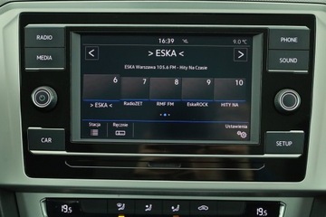 Volkswagen Passat B8 Limousine 1.8 TSI BlueMotion Technology 180KM 2017 VW Passat 1.8 TSI, Salon Polska, Klima, zdjęcie 8