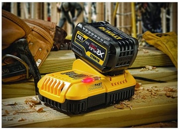 XR 18V ​​и быстрое зарядное устройство FLEXVOLT DeWalt