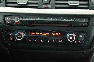 BMW Seria 3 F30-F31-F34 Touring 2.0 320d 184KM 2015 BMW 3 320 d, 181 KM, Klima, Klimatronic, zdjęcie 9