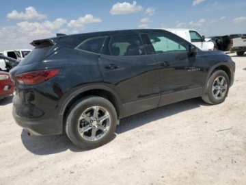 Chevrolet Blazer II 2023 Chevrolet Blazer 2023, 2,0L, po gradobiciu 2.0 Benzyna 228KM, zdjęcie 3