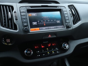 Kia Sportage III SUV 2.0 CRDi 136KM 2012 Kia Sportage 2.0 CRDi, 4X4, Automat, Skóra, Navi, zdjęcie 11