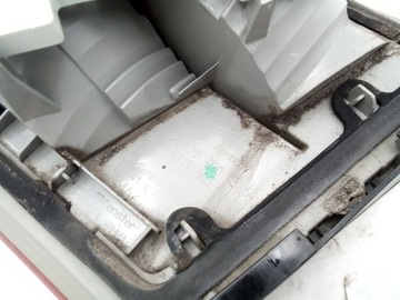 MERCEDES E TŘÍDA W211 KOMBI SVĚTLO LEVÝ ZADNÍ W KRYT