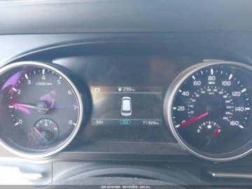 Kia Carnival II 2022 Kia Carnival MPV LX Seat Package 2022 3.5l 3.5 Benzyna 290KM, zdjęcie 10