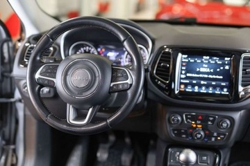 Jeep Compass II SUV 1.4 MultiAir 140KM 2019 Jeep Compass 1.4 TMair Night Eagle FWD SS 1.4 Benzyna 140KM, zdjęcie 18