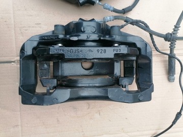 BMW F06 F12 F13 TŘMEN TŘMENY BRZDOVÉ PŘEDNÍ POD KOTOUČE 348MM