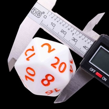 RPG КУБ БЕЛЫЙ И ОРАНЖЕВЫЙ ГИГАНТСКИЙ КУБ K20 4 СМ