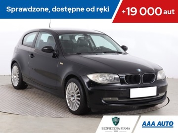 BMW Seria 1 E81/E87 Hatchback 5d E87 2.0 118i 143KM 2007 BMW 1 118i, Automat, Klima, Klimatronic, Tempomat