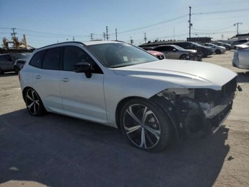 Volvo XC60 II 2022 Volvo XC 60 2022, 2.0L, 4x4, T8 RECHARGE R-DESIGN, od ubezpieczalni 2.0, zdjęcie 3