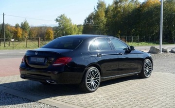 Mercedes Klasa E W213 Limuzyna 2.0 220d 194KM 2018 Mercedes-Benz Klasa E 220d 195KM 4Matic Salon PL 2 wlasciciel Bogate wypos, zdjęcie 4