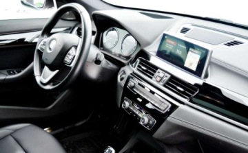 BMW X1 F48 Crossover Facelifting 2.0 25i 231KM 2021 BMW X1 Tempomat adaptacyjny, 4x4, Automat, Panorama 2.0 Benzyna 231KM, zdjęcie 12