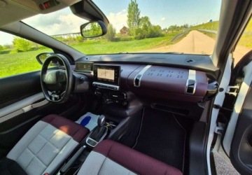 Citroen C4 Cactus Crossover Facelifting 1.2 PureTech 110KM 2018 Citroen C4 Cactus Citroen C4 Cactus Pure Tech 110 StopampStart EAT6 Select, zdjęcie 23