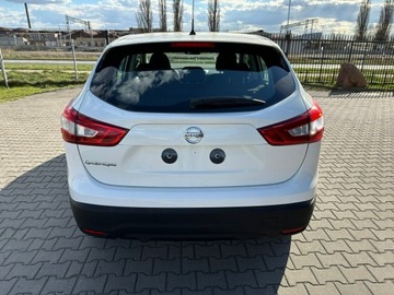 Nissan Qashqai II Crossover 1.2 DIG-T 115KM 2015 Nissan Qashqai 1.2 t-dig, Led, Tempomat, zdjęcie 2