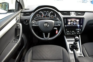 Skoda Octavia III Kombi Facelifting 2.0 TDI 150KM 2020 Škoda Octavia Skoda Octavia Bezwypadkowy / Salon, zdjęcie 13
