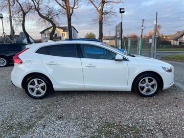 Volvo V40 II Cross Country 2.0 D2 DRIVE-E 120KM 2015 Volvo V40 2.0 D-2 120 KM SUMMUM BEZWYPADKOWY IDEALNY WYPOSAZONY 2.0, zdjęcie 8