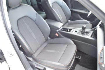 Cupra Leon II Hatchback 1.5 TSI 150KM 2023 Cupra Leon SalonPL 150KM TSI Pakiet ZimowySchowkow BeatsAudio Podgrz.Fotel, zdjęcie 31