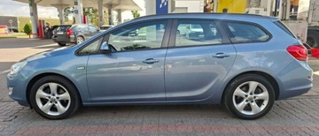 Opel Astra J Sports Tourer 1.6 Turbo ECOTEC 180KM 2011 Opel Astra Opel Astra 1.6 Turbo Cosmo 1.6 Benzyna 180KM, zdjęcie 24