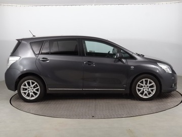 Toyota Verso Minivan 2.2 D-CAT 150KM 2010 Toyota Verso 2.2 D-4D, Salon Polska, Automat, zdjęcie 5