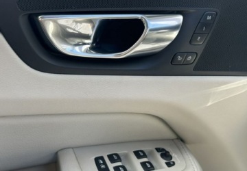 Volvo XC60 II 2022 Volvo XC 60 Plug-In Jasna Skora Panorama 100 baterii Navi Led FV23, zdjęcie 29