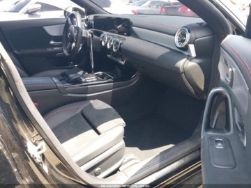 Mercedes CLA C118/X118 2023 Mercedes-Benz CLA 250 COUPE 2023, od ubezpieczalni 2.0 Benzyna 221KM, zdjęcie 6