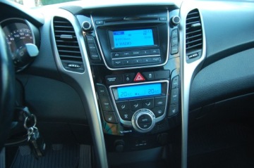 Hyundai i30 II Hatchback 3d 1.6 GDI 135KM 2013 HYUNDAI i30 1.6BENZ LED KLIMA SPRAWNA GRZANE FOTELE TEMPOMAT, zdjęcie 29