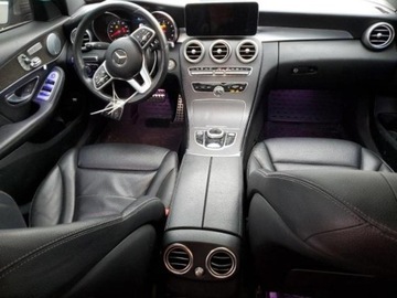 Mercedes Klasa C W205 2020 Mercedes-Benz Klasa C 2020r., 4MATIC, od ubezpieczalni 2.0 Benzyna 255KM, zdjęcie 7