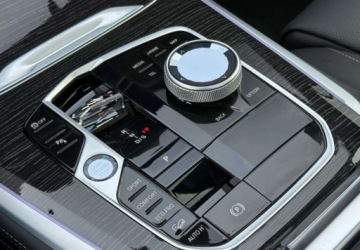 BMW X5 G05 M SUV Facelifting 4.4 M60i 530KM 2024 BMW X5 M Salon PL M Sport Hak 360 Gwarancja Bezwypadkowy FVAT23, zdjęcie 22