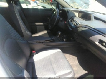 Lexus 2019 Lexus UX 2019 Lexus UX UX 200 FWD 2.0 Benzyna 169KM, zdjęcie 4