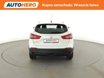 Nissan Qashqai II Crossover 1.6 DIG-T 163KM 2017 Nissan Qashqai klima auto grzane fotele czujniki, zdjęcie 5