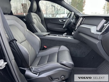 Volvo XC60 II 2025 Volvo XC 60 XC60 T6 Plug-In Hybrid AWD Plus Black, zdjęcie 11