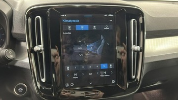Volvo XC40 Crossover Facelifting 2.0 B3 163KM 2022 Volvo XC 40 B3 Core 4x2, zdjęcie 20