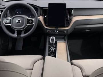 Volvo XC60 II 2026 VOLVO XC60 B5 AWD Plus Bright Suv 2.0 (250KM) 2026, zdjęcie 8