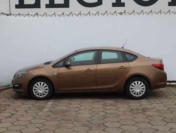 Opel Astra J Sedan 1.6 Twinport ECOTEC 115KM 2017 Opel Astra 1.6 16V, Salon Polska, 1. Właściciel, zdjęcie 2