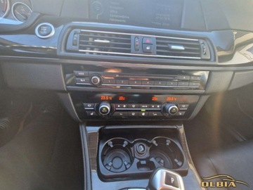BMW Seria 5 F10-F11 Touring 520d 184KM 2010 BMW Seria 5 Bi-Xenon Led Automat Panorama Dach 2.0 Diesel 184KM, zdjęcie 5