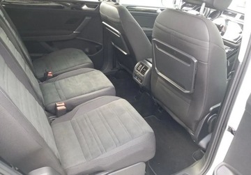 Volkswagen Touran III 2.0 TDI 150KM 2022 Volkswagen Touran Highline, ACC, Podgrzewane fotele, Kamera, Podgrzewana s, zdjęcie 14