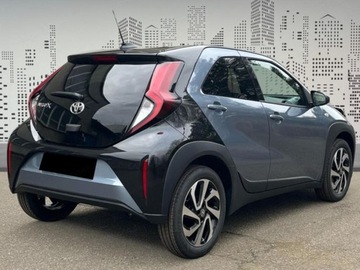 Toyota Aygo X 1.1 VVT-i 72KM 2025 Od ręki - Style 1.0 Benzyna CVT 72KM | Tempomat adaptacyjny!, zdjęcie 3