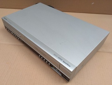 Видеорегистратор PHILIPS DVP3350V VHS/DVD COMBO, хорошее состояние, читайте описание!
