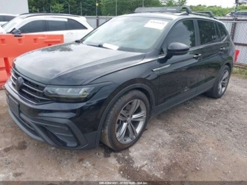 Volkswagen Tiguan II 2022 Volkswagen Tiguan 2022r., 2.0T S, od ubezpieczalni 2.0 Benzyna 185KM, zdjęcie 2