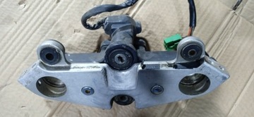 КРЕПЛЕНИЕ ВЕРХНЕЙ ПОЛКИ ПОДВЕСКИ SUZUKI GS 500