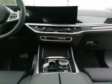 BMW X5 G05 SUV Facelifting 3.0 30d 298KM 2026 BMW X5 xDrive30d Sport Suv 2.0 (298KM) 2026, zdjęcie 11