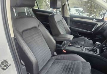 Volkswagen Passat B8 Variant 2.0 TDI 190KM 2015 Volkswagen Passat Variant Volkswagen Passat Variant 2.0 TDI SCR 4Motion DS, zdjęcie 27