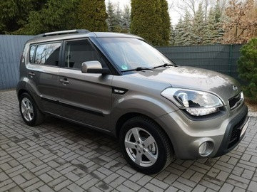 Kia Soul I Crossover Facelifting 1.6 GDI 140KM 2012 Kia Soul 1,6 GDI 140KM Klimatyzacja Sensory, zdjęcie 3