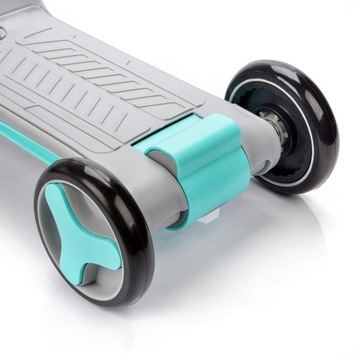 Трехколесный велосипед, самокат и коляска METEOR