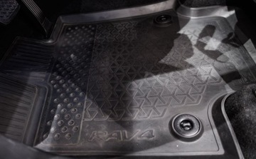 Toyota RAV4 V SUV 2.5 Hybrid Dynamic Force 222KM 2020 Toyota RAV4 2.5 Hybrid Executive 4x4 2.5 Hybryda 222KM, zdjęcie 33