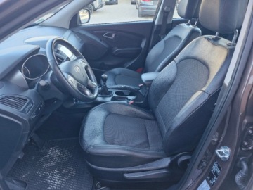 Hyundai ix35 SUV Facelifting 1.6 GDI 135KM 2015 Hyundai ix35 Piekny 1.6 b z Niemiec ful opcja 100 bezwypadkowy zarejestrow, zdjęcie 15