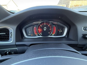 Volvo V60 I Kombi Facelifting 2.0 D4 DRIVE-E 181KM 2014 Volvo V60 2.0D4 Lift 2014r Xenon Led Nawigacja Alu, zdjęcie 19