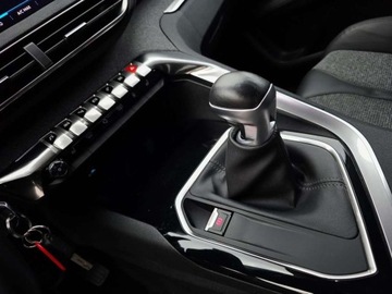 Peugeot 3008 II Crossover 1.2 PureTech 130KM 2018 Peugeot 3008 ___White Pearl___ALLURE___130KM LED Skora Kamera Virtual Cock, zdjęcie 29