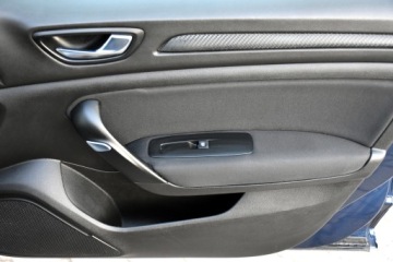 Renault Megane IV Hatchback 5d 1.3 TCe 115 FAP 115KM 2018 Renault Megane IV LIMITED 1.3 16V TURBO 116KM Wyposażony HatchBack, 2018r., zdjęcie 19