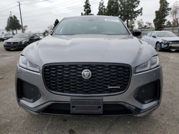 Jaguar F-Pace 2024 Jaguar F-Pace 2024r., 4x4, 2.0L 2.0 Benzyna 246KM, zdjęcie 4