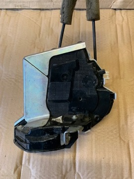 HONDA HR-V II RU 2016R ZÁMEK DVEŘE PRAVÝCH ZADNÍCH