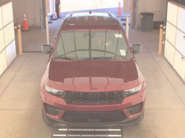 Jeep Grand Cherokee V 2024 Jeep Grand Cherokee Altitude 2024 3.6 Benzyna 293KM, zdjęcie 8